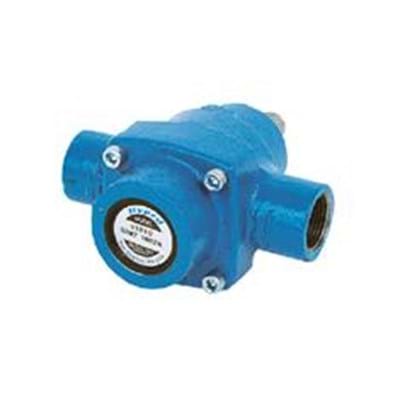 HYPRO CAST IRON 4 ROLLER PUMP W/ 3/4" FPT PORTS